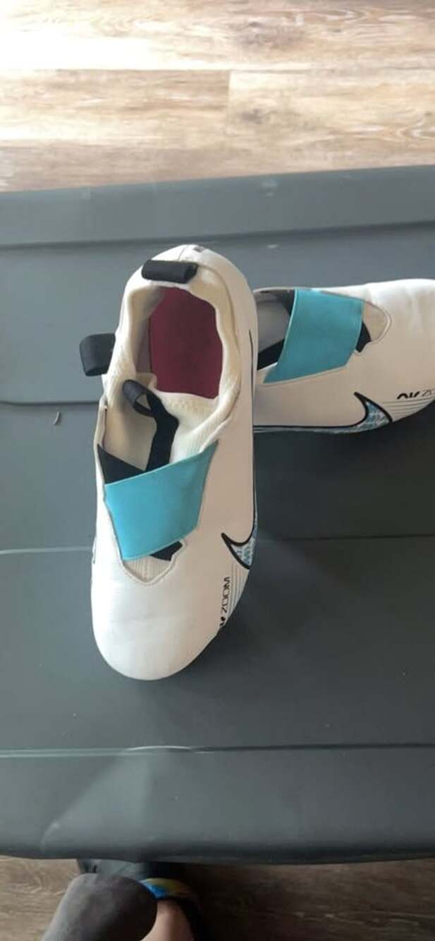 Nike Zoom Athletic Shoes